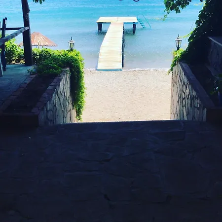 Assos Yenibahce * Ayvacik (Canakkale)