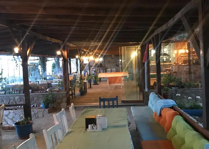 Assos Yenibahce * Ayvacik (Canakkale)